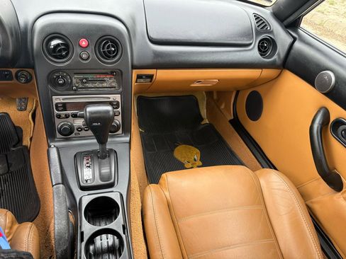 Used 1995 MAZDA MX-5 Miata RWD image 42