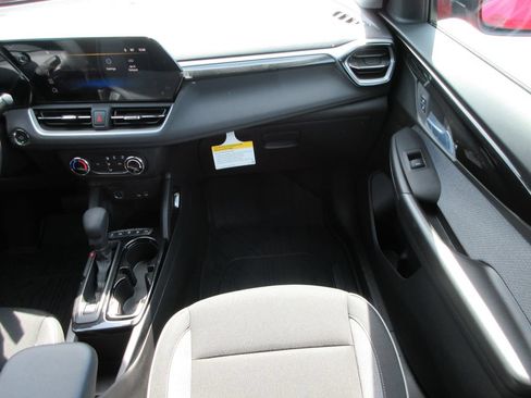 New 2026 Chevrolet TrailBlazer LS w/ LS Convenience Package AWD/4WD image 16