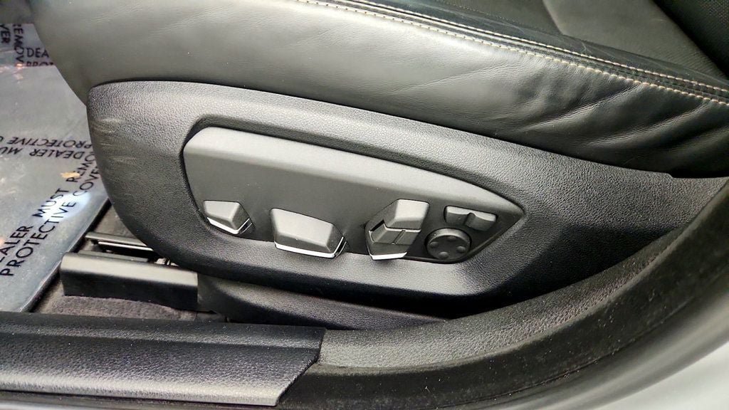 Used 2016 BMW 550i Sedan RWD image 12