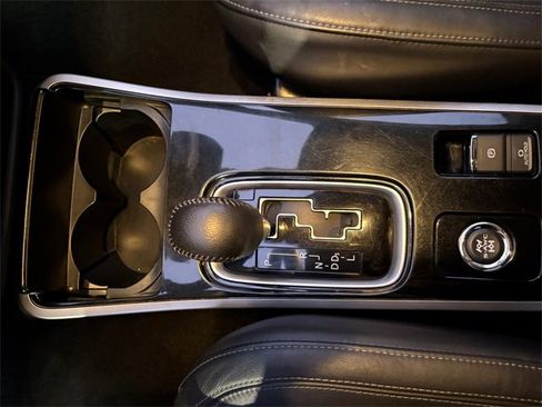 Used 2020 Mitsubishi Outlander SEL image 19