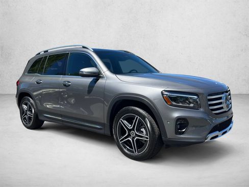 Certified 2026 Mercedes-Benz GLB 250 4MATIC image 3