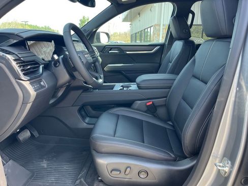 New 2025 GMC Acadia Elevation w/ Elevation Premium Package image 6