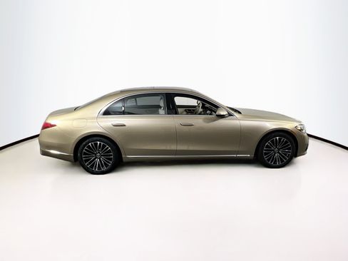 Used 2023 Mercedes-Benz S 500 4MATIC image 4