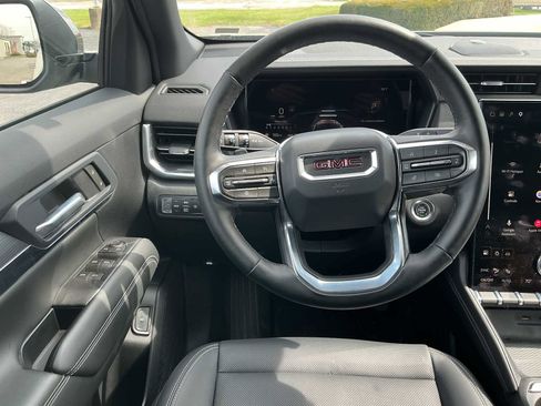 Used 2026 GMC Terrain Elevation w/ Elevation Premium Package image 8