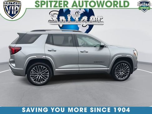 Used 2026 GMC Terrain Denali w/ LPO, Black Badging Package image 10