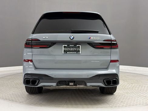 Used 2025 BMW X7 M60i AWD/4WD image 10