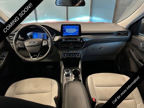 Used 2024 Ford Escape Active AWD/4WD image 9