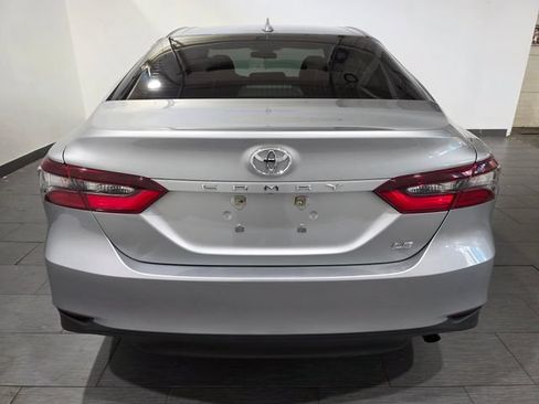 Used 2024 Toyota Camry LE FWD image 4