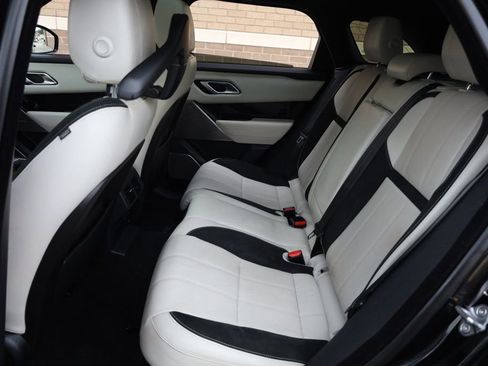 Used 2019 Land Rover Range Rover Velar R-Dynamic SE image 20