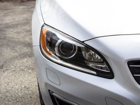 Used 2015 Volvo S60 T6 Platinum image 17