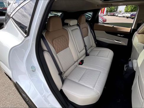 Used 2025 Nissan Murano Platinum w/ Cargo Package image 21