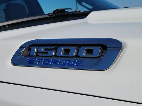 Used 2023 RAM 1500 Big Horn AWD/4WD image 6
