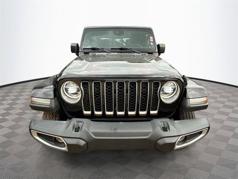 Used 2021 Jeep Gladiator Overland w/ Popular Equipment Package image 2