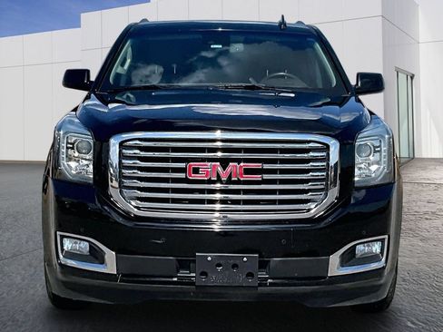 Used 2020 GMC Yukon XL SLT w/ Premium Edition RWD image 10