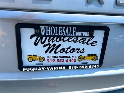 Used 2016 Land Rover Range Rover HSE image 36