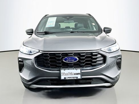 Used 2025 Ford Escape ST-Line AWD/4WD image 2