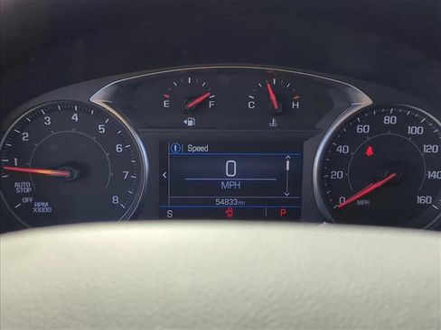 Used 2024 GMC Terrain SLE image 12