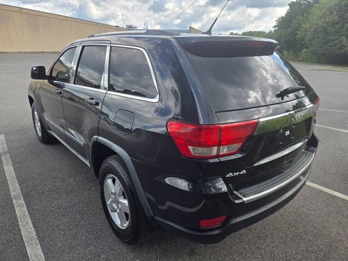 Used 2012 Jeep Grand Cherokee Laredo w/ Laredo E Group AWD/4WD image 6