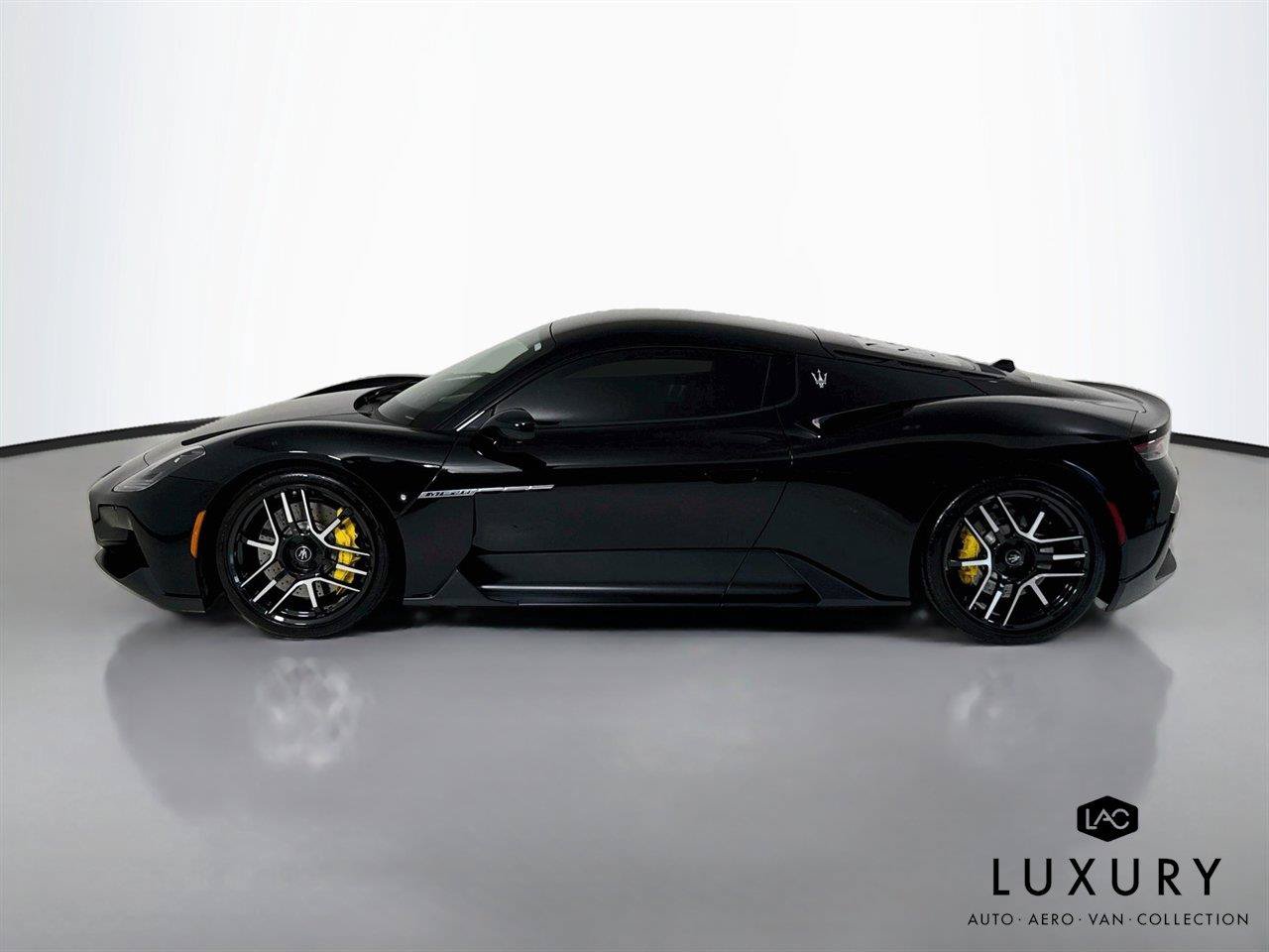 Used 2022 Maserati MC20 Coupe RWD image 8
