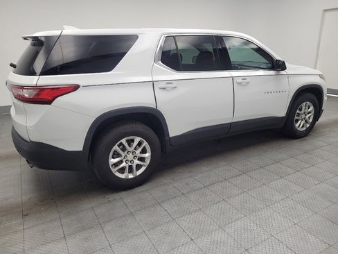 Used 2021 Chevrolet Traverse LS FWD image 10
