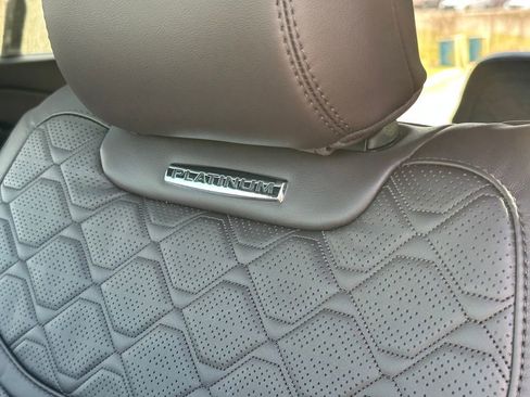 Used 2026 Ford Explorer Platinum w/ LUX Leather Package AWD/4WD image 29