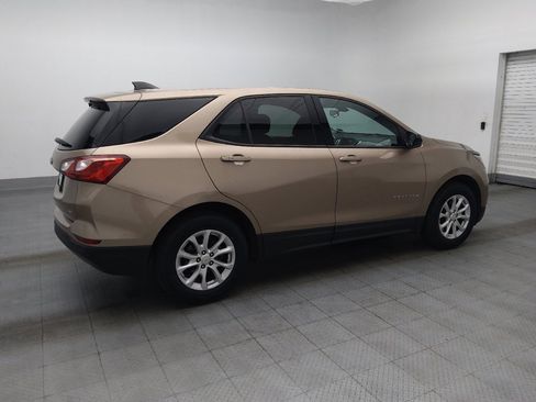 Used 2019 Chevrolet Equinox LS w/ LS Convenience Package AWD/4WD image 10