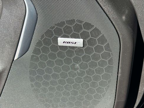 Used 2023 GMC Yukon XL AT4 image 25