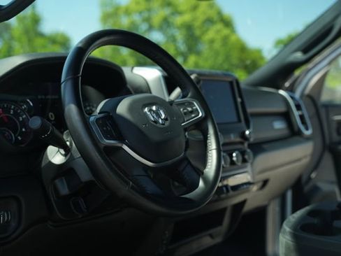 Used 2024 RAM 2500 Big Horn AWD/4WD image 26