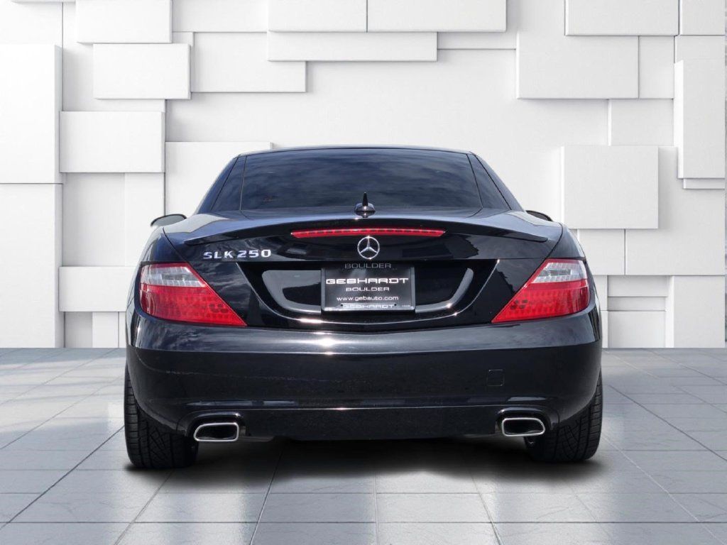 Used 2014 Mercedes-Benz SLK 250 image 6
