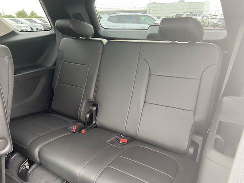 Used 2021 Chevrolet Traverse RS AWD/4WD image 20