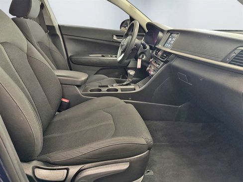 Used 2020 Kia Optima LX FWD image 23