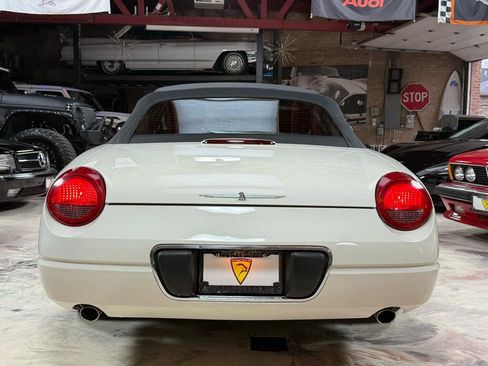 Used 2002 Ford Thunderbird RWD image 7