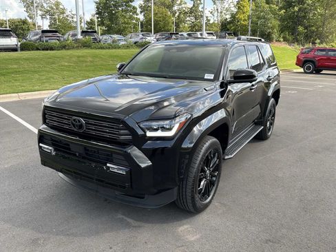 Used 2026 Toyota 4Runner Platinum AWD/4WD image 5