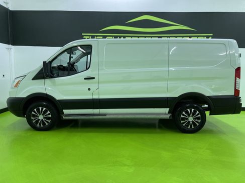 Used 2019 Ford Transit 250 130 Low Roof w/ Exterior Upgrade Package RWD image 6