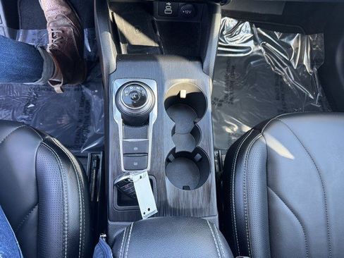 Certified 2025 Ford Escape Platinum w/ Premium Technology Package image 22