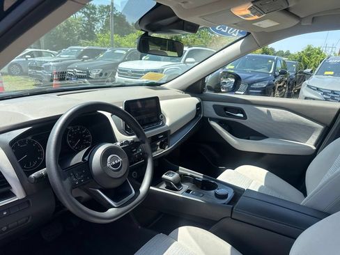 Used 2023 Nissan Rogue SV AWD/4WD image 16