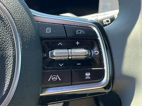 Certified 2024 Kia Sorento SX Prestige w/ Sage Leather Package AWD/4WD image 27