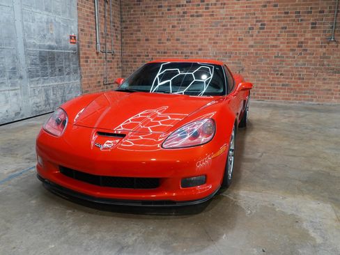 Used 2013 Chevrolet Corvette Grand Sport w/ 2LT Preferred Equipment Group RWD image 6