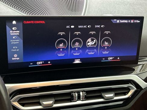 Used 2023 BMW i4 eDrive40 image 17