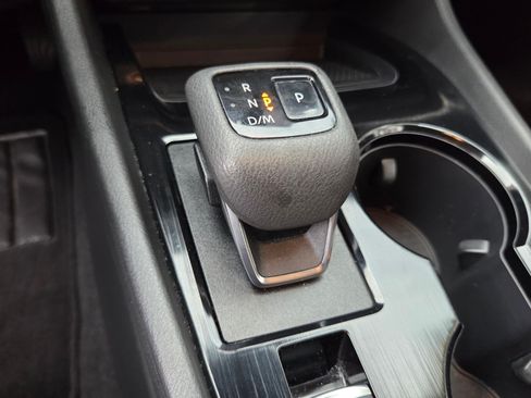 Used 2023 Nissan Rogue SV w/ SV Premium B Package FWD image 31