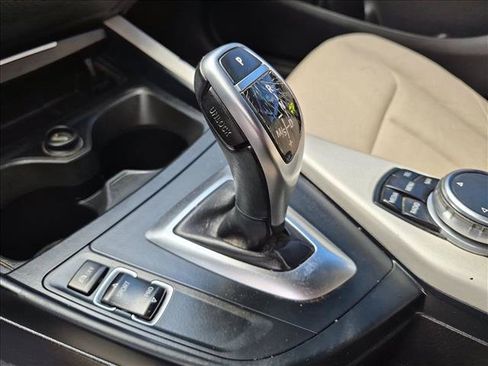 Used 2015 BMW 228i xDrive Convertible AWD/4WD image 20