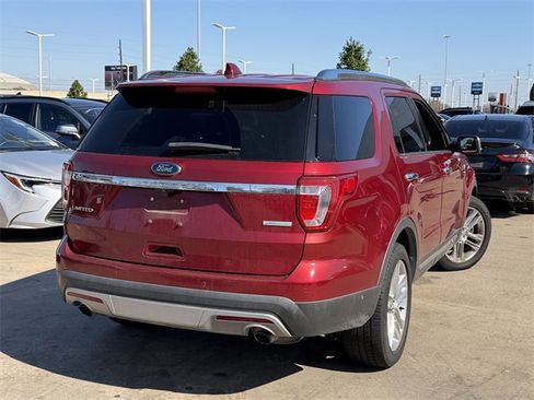 Used 2017 Ford Explorer Limited w/ Equipment Group 301A image 5