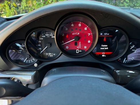 Used 2016 Porsche 911 image 35