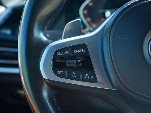 Used 2021 BMW X5 xDrive40i w/ M Sport Package image 41