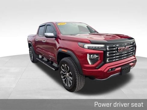 Used 2024 GMC Canyon Denali image 19