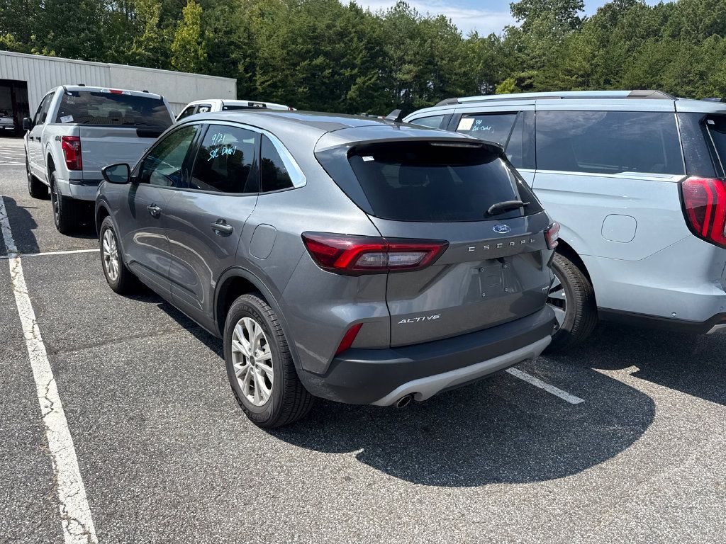 Used 2024 Ford Escape Active AWD/4WD image 9