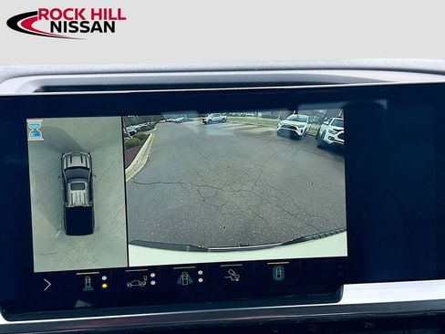 Used 2022 Chevrolet Silverado 1500 LTZ image 17