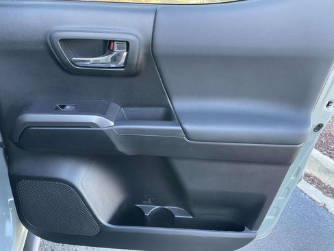 Used 2023 Toyota Tacoma TRD Sport image 44