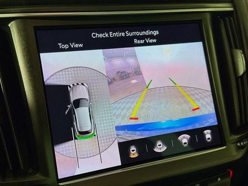 Used 2022 Maserati Levante Modena image 17