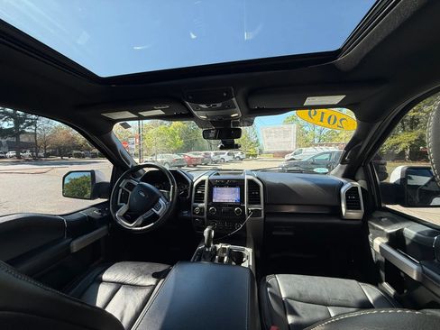 Used 2019 Ford F150 Lariat AWD/4WD image 12